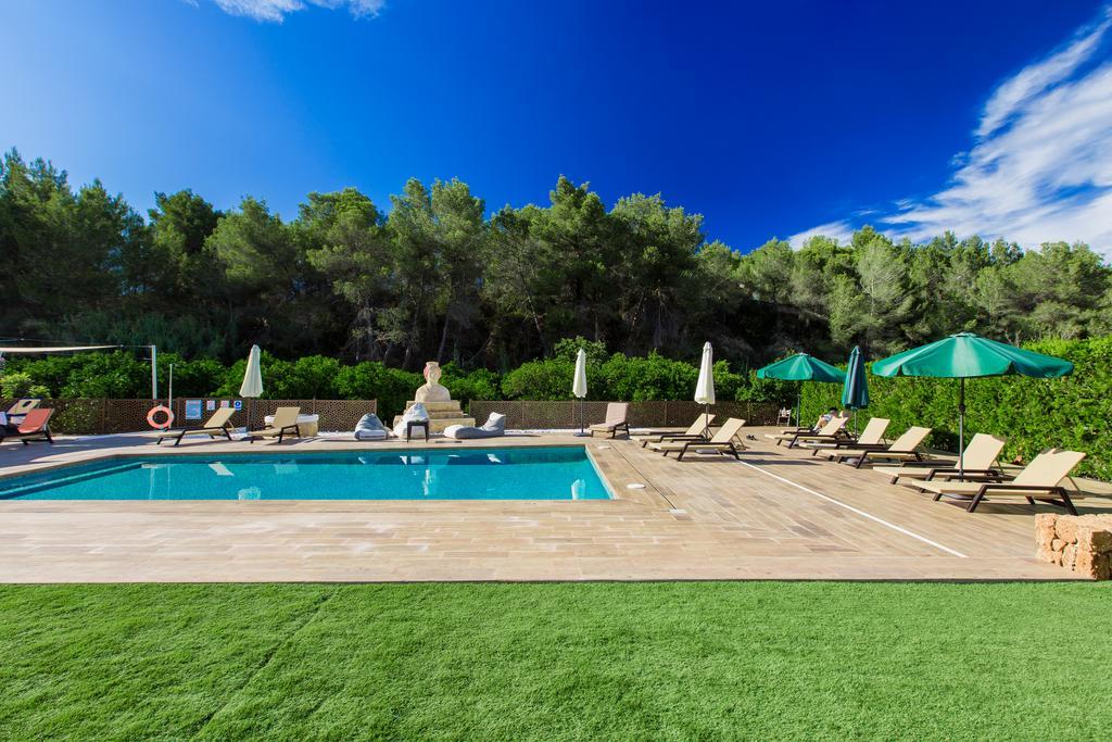 Apartamentos Colomar Santa Eularia des Riu Bagian luar foto