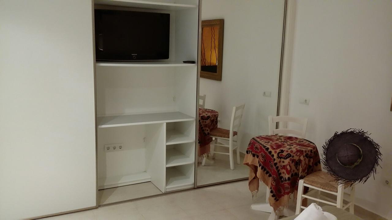 Apartamentos Colomar Santa Eularia des Riu Bagian luar foto