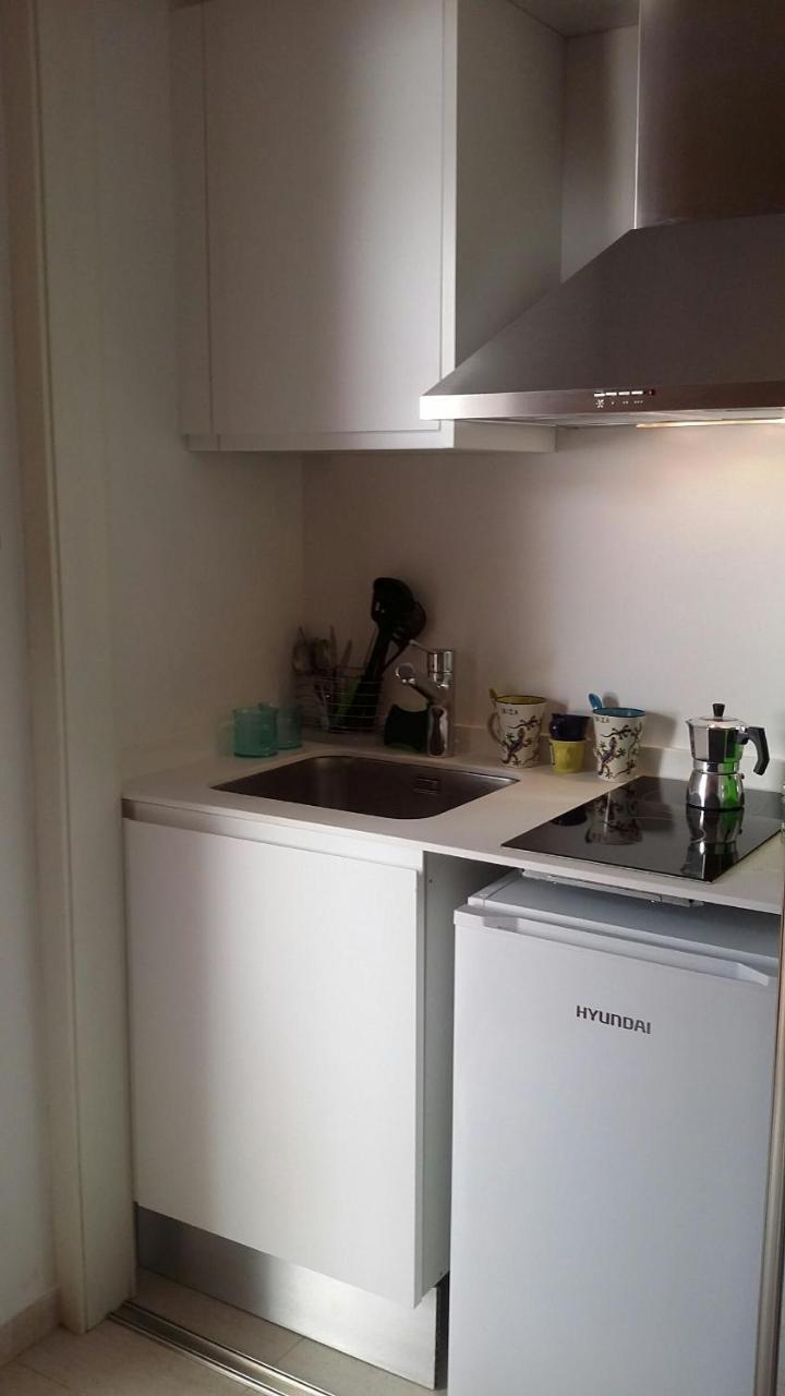 Apartamentos Colomar Santa Eularia des Riu Ruang foto