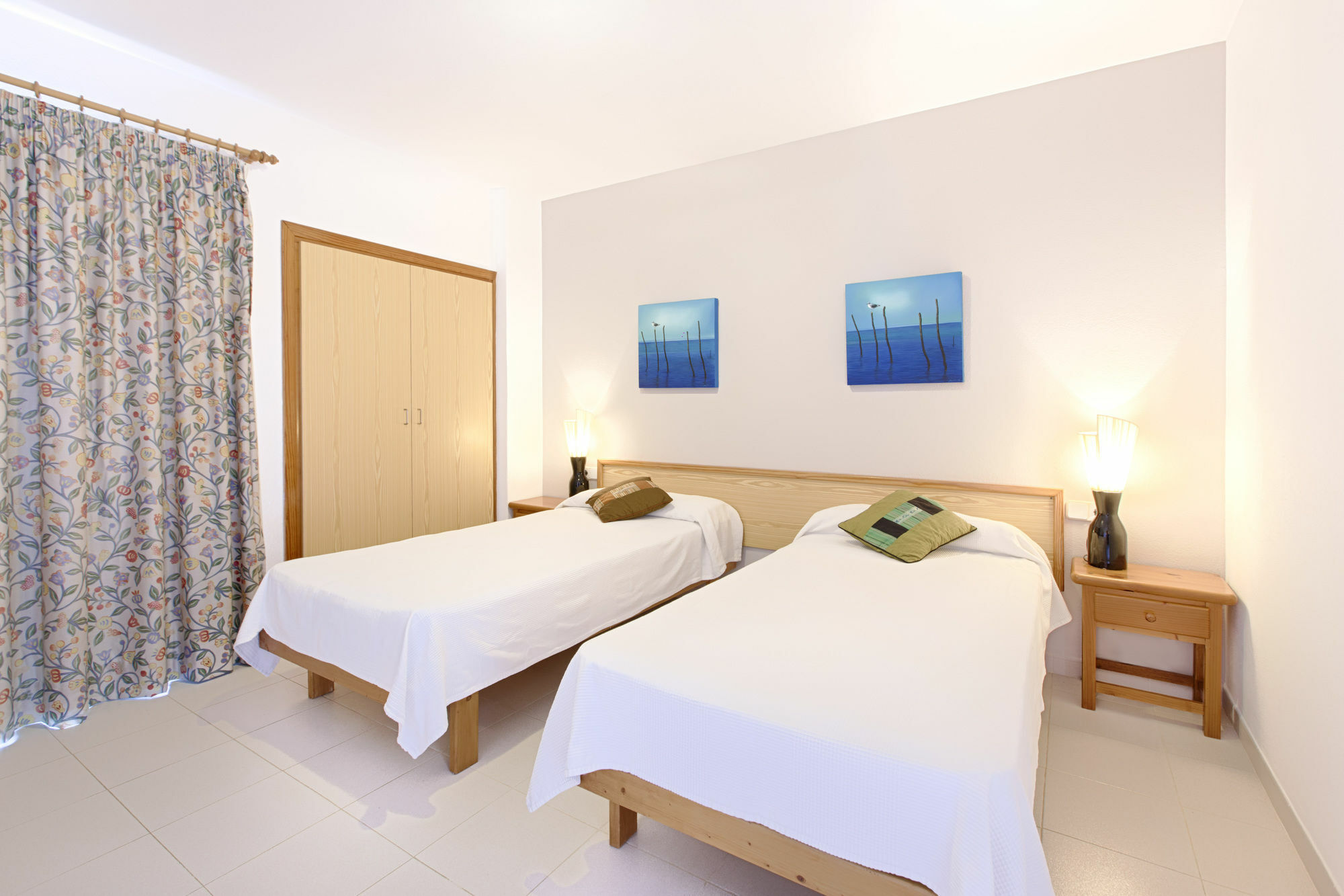 Apartamentos Colomar Santa Eularia des Riu Bagian luar foto